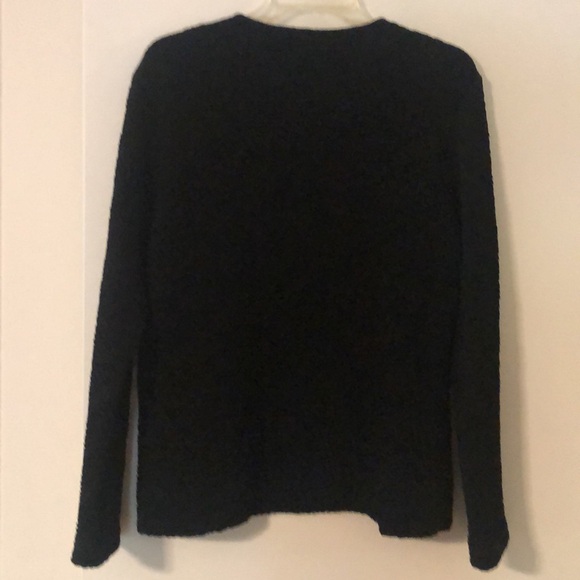 Chico’s size 1 (sz8) quilted jacket open with long sleeves. - Picture 4 of 5